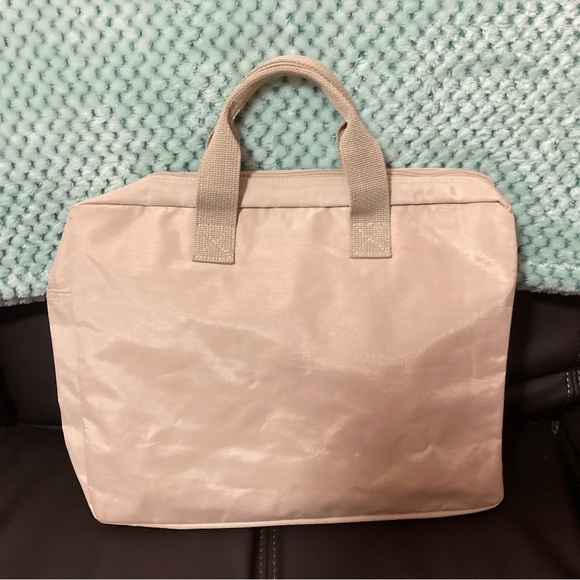 Beige Zippered Briefcase/Document Bag with Two Compartments. NWOT - Picture 8 of 9